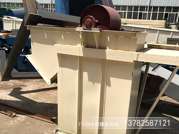 塑料畚斗適合使用在那些行業(yè)提升！