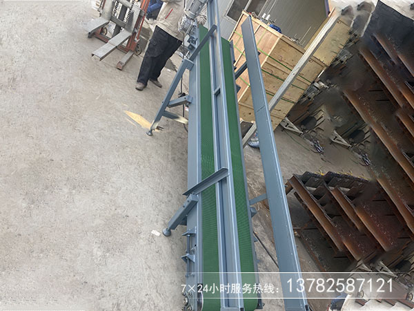 移動皮帶機選擇什么樣的張緊裝置好用！