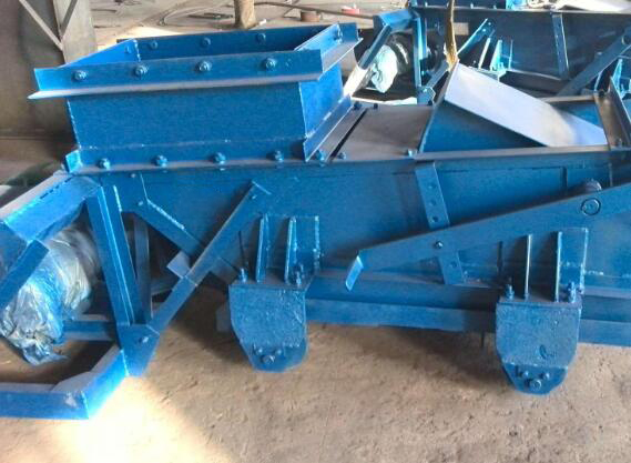 往復式給煤機的電控裝置有哪些部件？